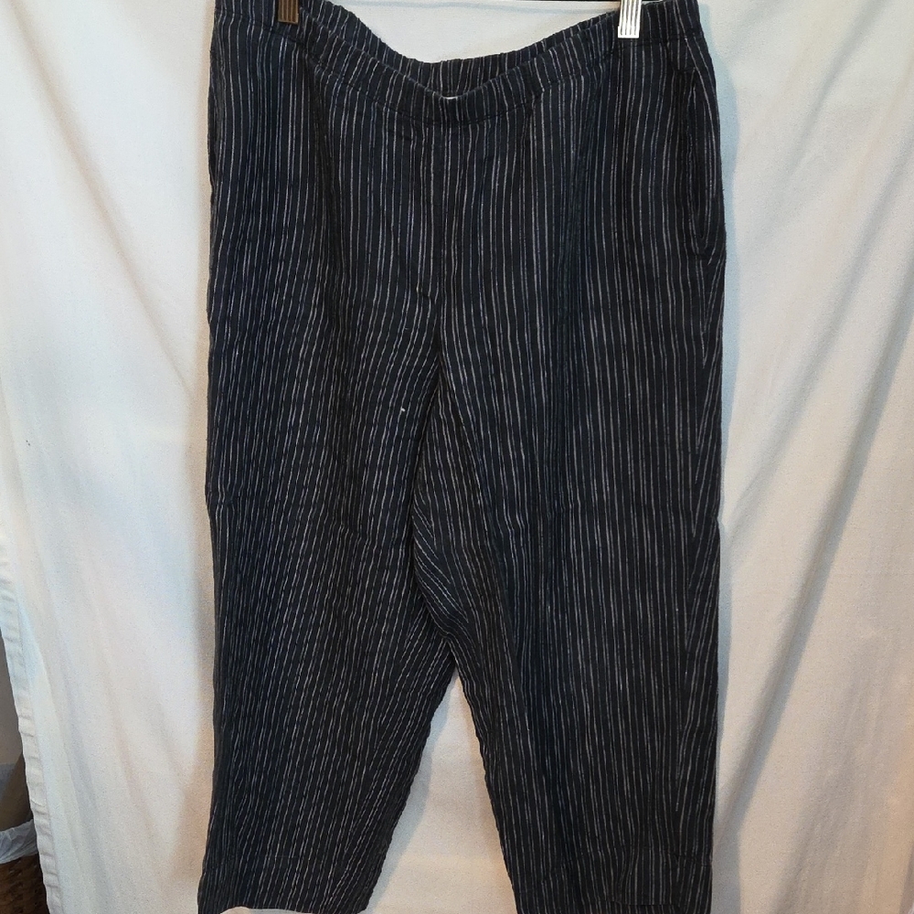 J Jill Love Linen Black w/ White Pinstripe Pull On Crop Pants Size Medium Petite